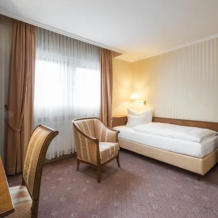 酒店 Trip Stadthotel 科堡