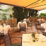 Trip Stadthotel 酒店 3*