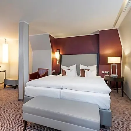 Trip Stadthotel Hotel 3*