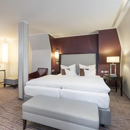 Ξενοδοχείο Trip Stadthotel 3*